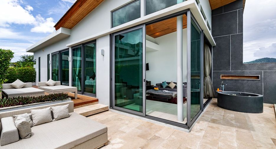 For rent 3 bedrooms villa in Mueang Phuket, Phuket