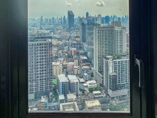 For sale 1 Beds condo in Huai Khwang, Bangkok