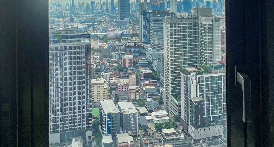 For sale 1 Beds condo in Huai Khwang, Bangkok