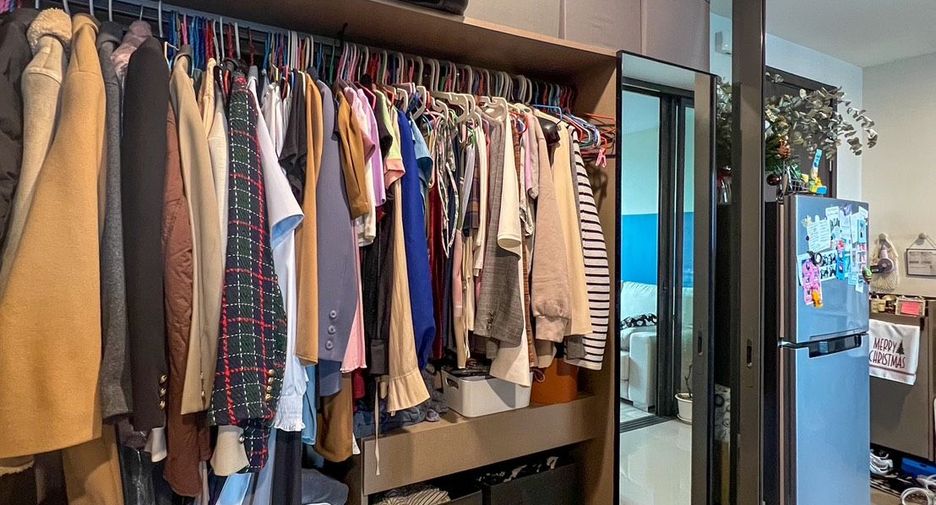 For sale 1 Beds condo in Huai Khwang, Bangkok