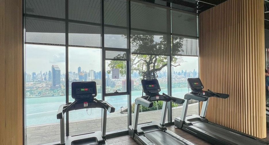 For sale 1 Beds condo in Huai Khwang, Bangkok