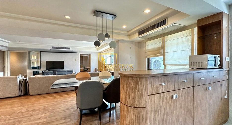 Condo en alquiler de 3 habitaciones en Watthana, Bangkok