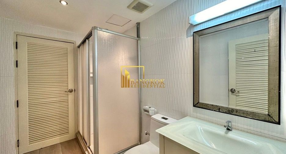 Condo en alquiler de 3 habitaciones en Watthana, Bangkok