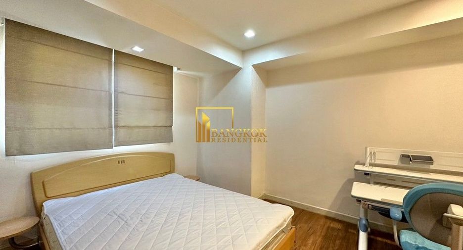 Condo en alquiler de 3 habitaciones en Watthana, Bangkok