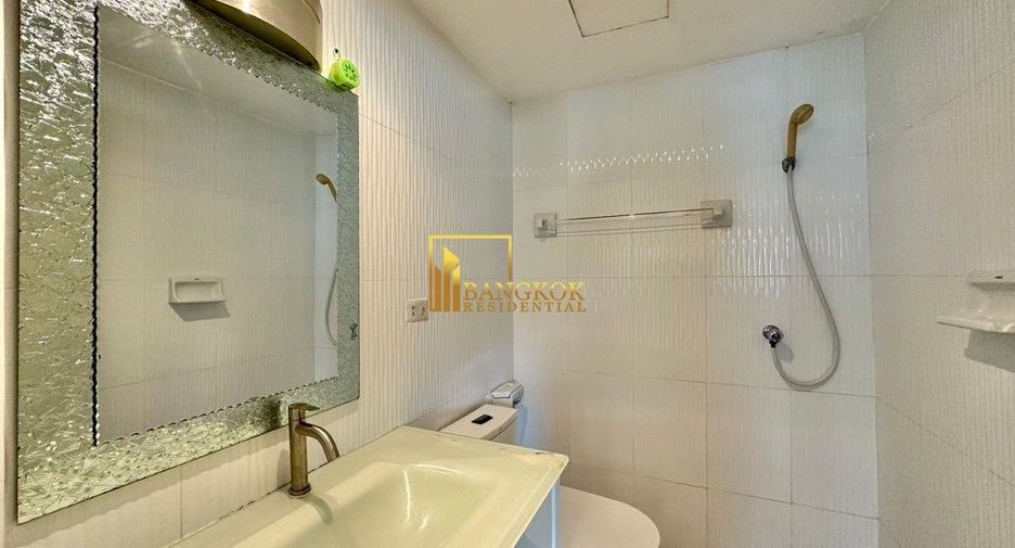 Condo en alquiler de 3 habitaciones en Watthana, Bangkok