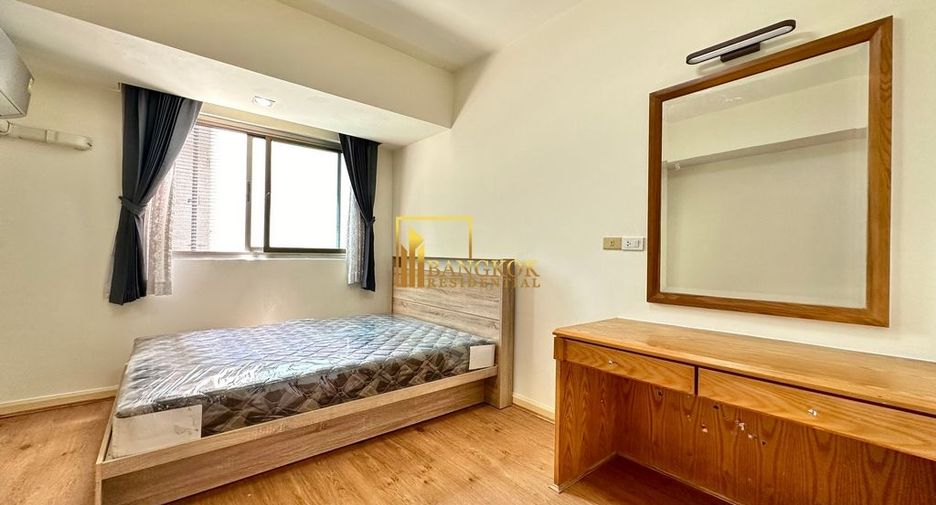 Condo en alquiler de 3 habitaciones en Watthana, Bangkok