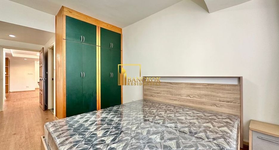 Condo en alquiler de 3 habitaciones en Watthana, Bangkok