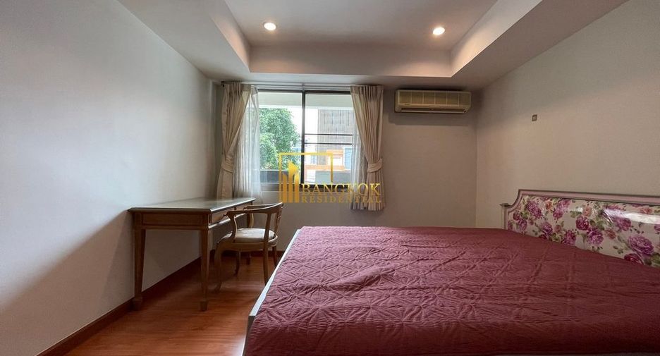 Condo en alquiler de 3 habitaciones en Watthana, Bangkok