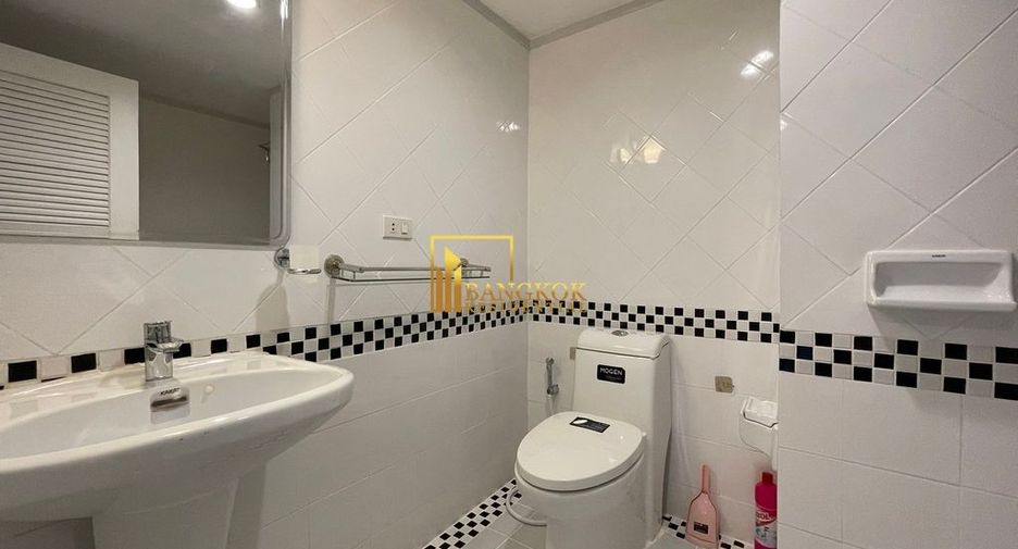 Condo en alquiler de 3 habitaciones en Watthana, Bangkok