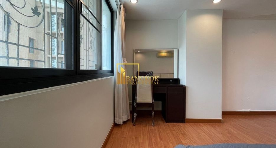 Condo en alquiler de 3 habitaciones en Watthana, Bangkok