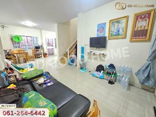 À vendre 3 chambres maison de ville à Phutthamonthon, Nakhon Pathom