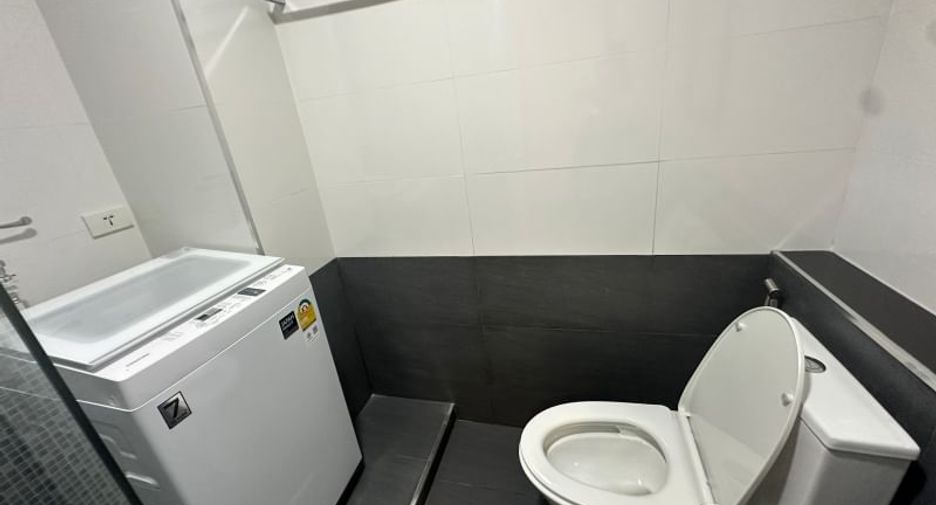 For rent 2 bedrooms condo in Si Racha, Chonburi