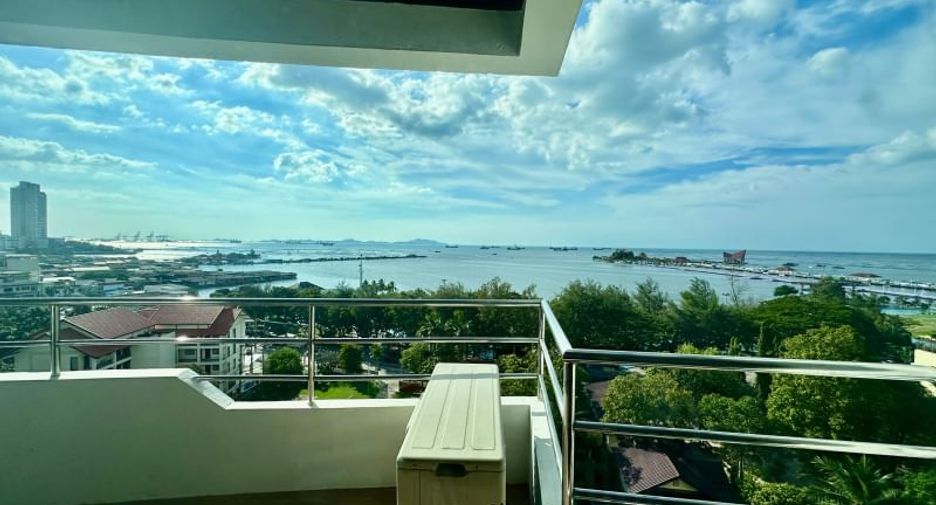 For rent 2 bedrooms condo in Si Racha, Chonburi