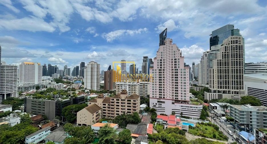 Condo en alquiler de 3 habitaciones en Watthana, Bangkok