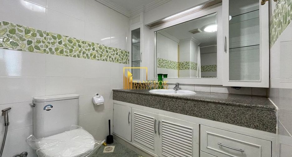 Condo en alquiler de 3 habitaciones en Watthana, Bangkok