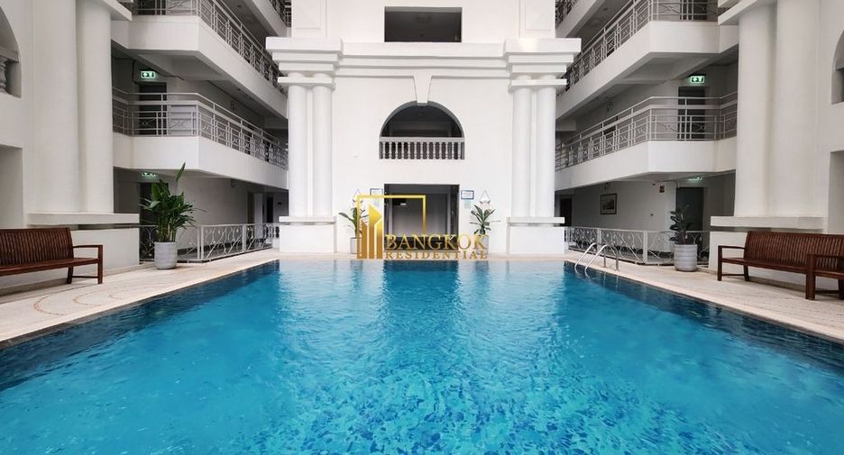 Condo en alquiler de 3 habitaciones en Watthana, Bangkok