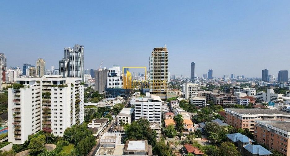 Condo en alquiler de 3 habitaciones en Watthana, Bangkok