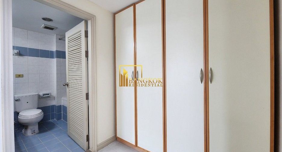 Condo en alquiler de 3 habitaciones en Watthana, Bangkok