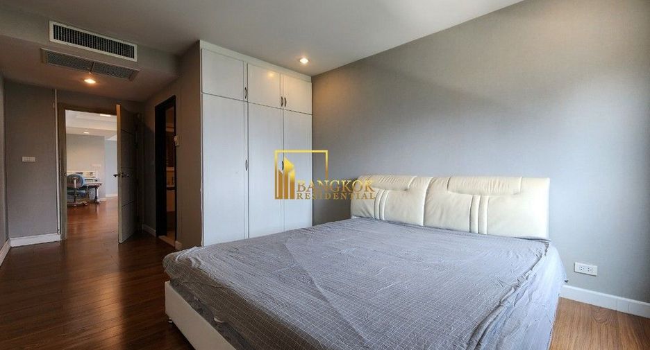 Condo en alquiler de 3 habitaciones en Watthana, Bangkok