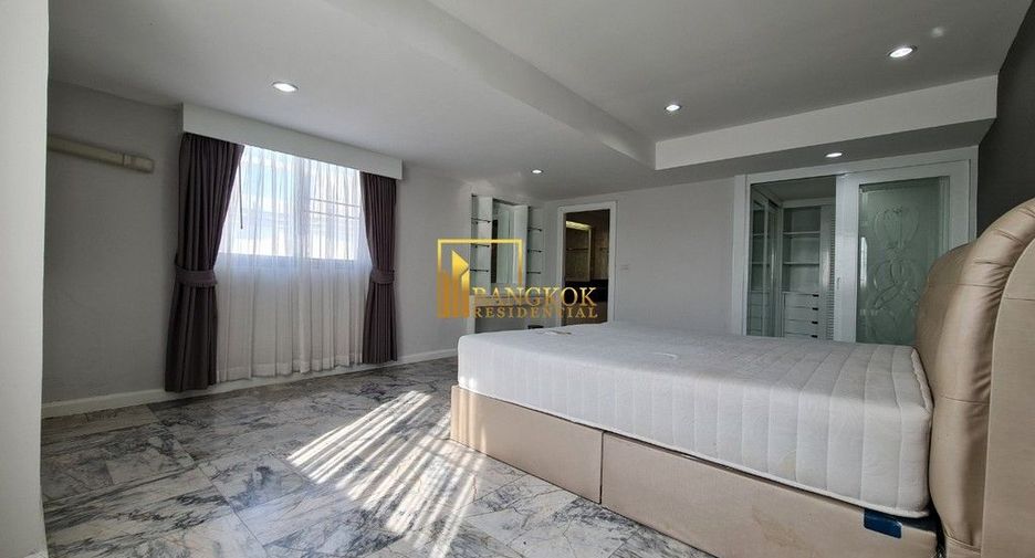 Condo en alquiler de 3 habitaciones en Watthana, Bangkok