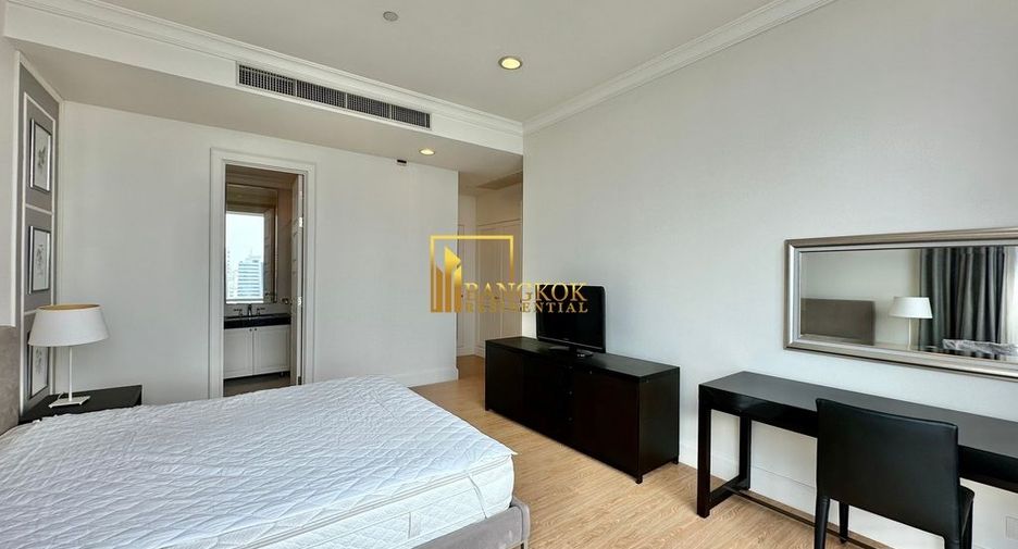 ให้เช่า 3 ห้องนอน คอนโด ใน วัฒนา, กรุงเทพฯ