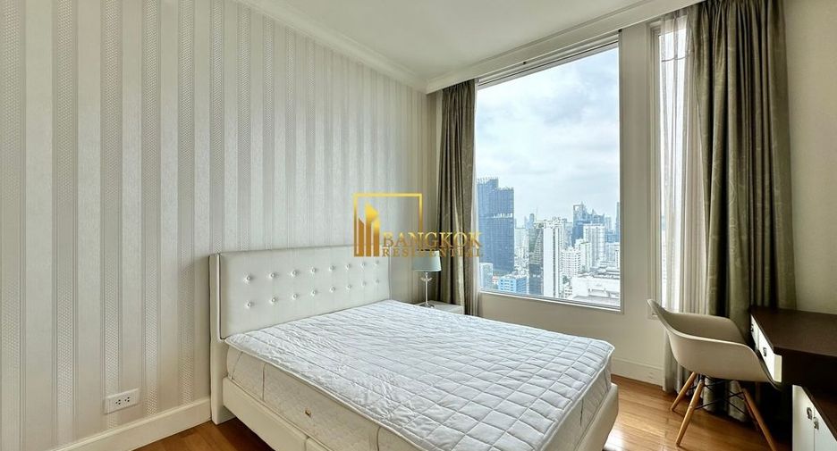 ให้เช่า 3 ห้องนอน คอนโด ใน วัฒนา, กรุงเทพฯ
