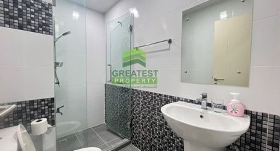 Reihenhaus zum Kauf mit 4 Zimmer in Chom Thong, Bangkok