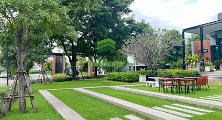 Reihenhaus zum Kauf mit 4 Zimmer in Chom Thong, Bangkok