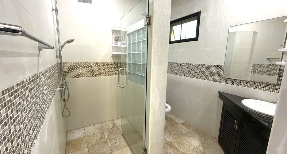 For rent 8 bedrooms retail Space in Thai Mueang, Phang Nga