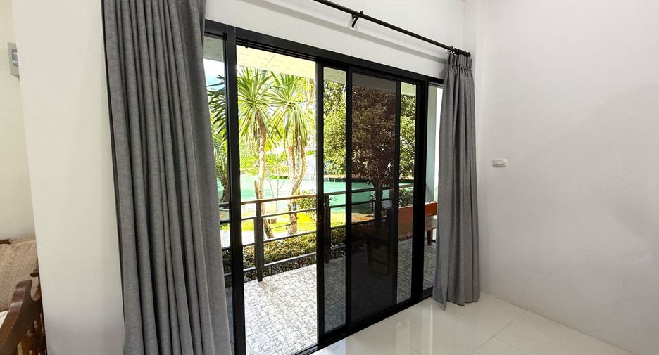 For rent 8 bedrooms retail Space in Thai Mueang, Phang Nga