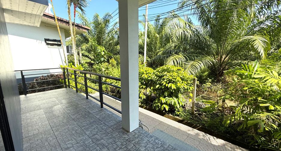 For rent 8 bedrooms retail Space in Thai Mueang, Phang Nga