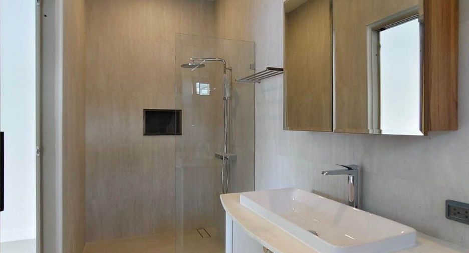 For sale 3 bedrooms villa in Sam Roi Yot, Prachuap Khiri Khan