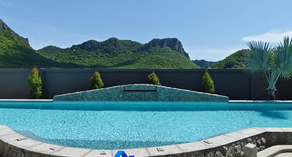 For sale 3 bedrooms villa in Sam Roi Yot, Prachuap Khiri Khan
