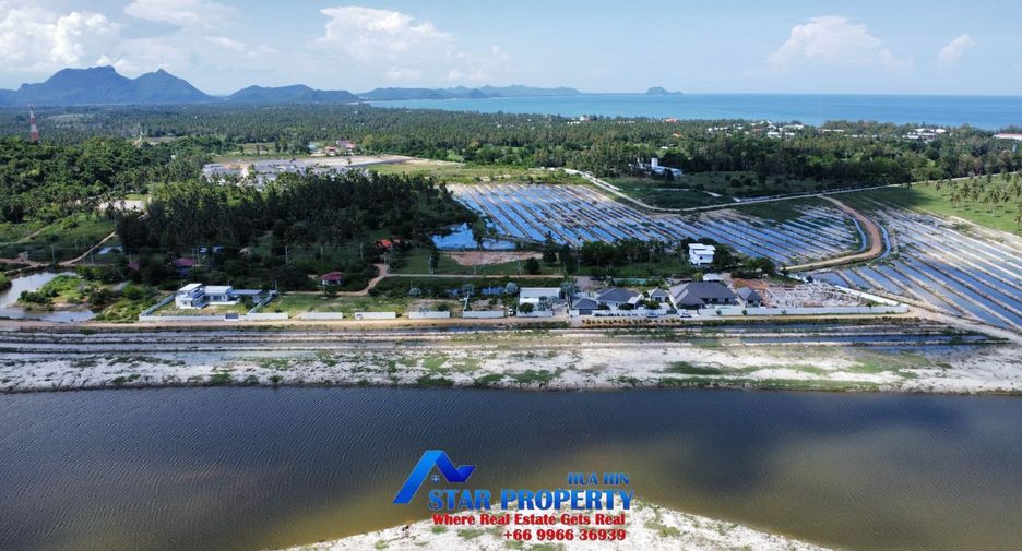 For sale 3 bedrooms villa in Sam Roi Yot, Prachuap Khiri Khan