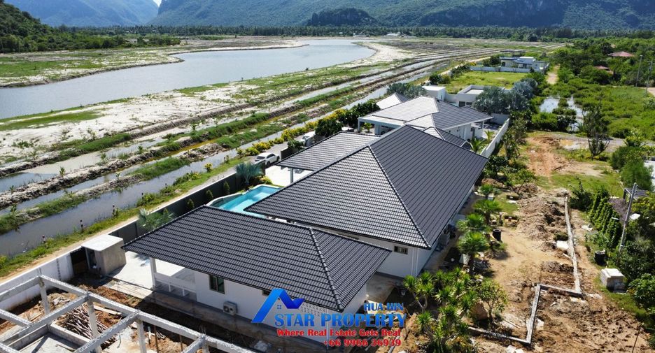For sale 3 bedrooms villa in Sam Roi Yot, Prachuap Khiri Khan