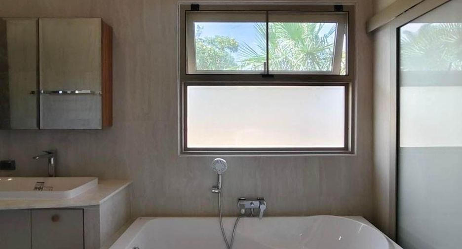 For sale 3 bedrooms villa in Sam Roi Yot, Prachuap Khiri Khan