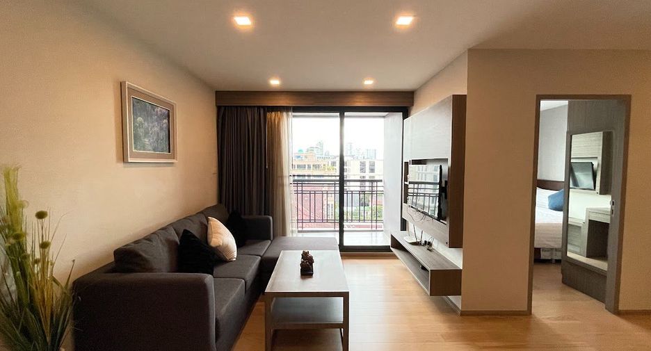 Condo en alquiler de 2 habitaciones en Khlong Toei, Bangkok