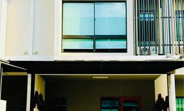 For rent そして for sale 3 Beds townhouse in Lat Phrao, Bangkok