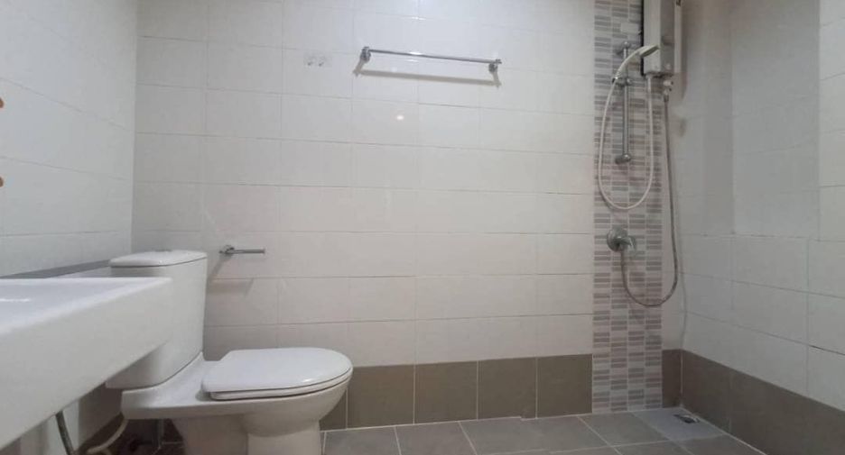 For rent and for sale 3 bedrooms house in Si Racha, Chonburi