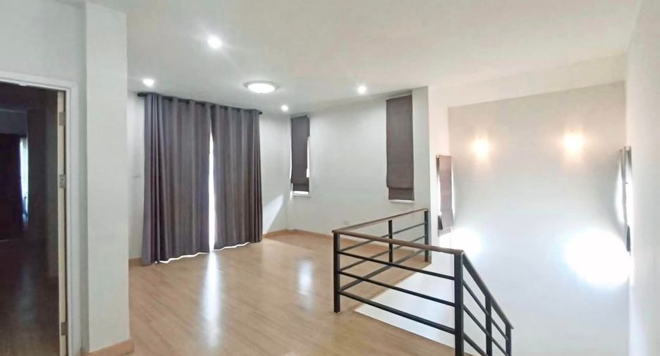 For rent and for sale 3 bedrooms house in Si Racha, Chonburi