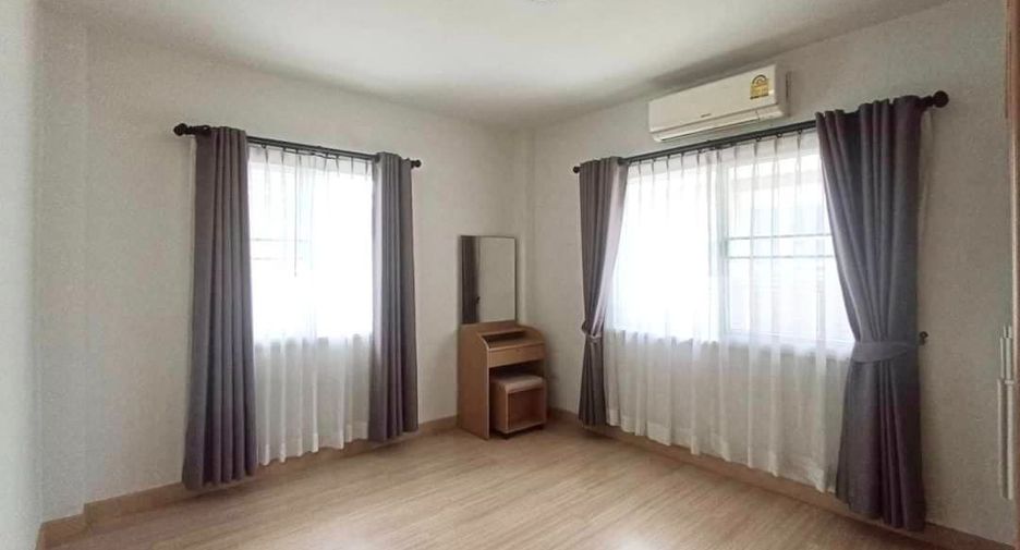 For rent and for sale 3 bedrooms house in Si Racha, Chonburi