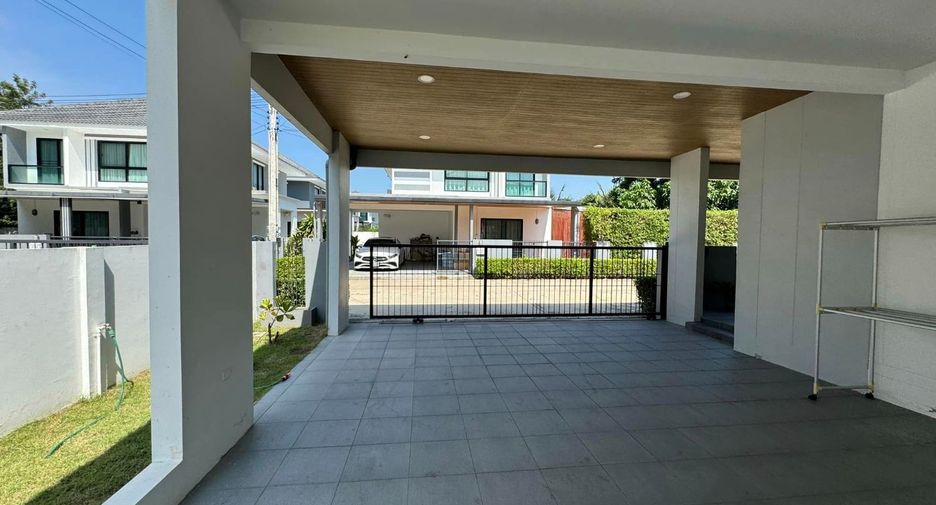 For rent 3 bedrooms house in Si Racha, Chonburi