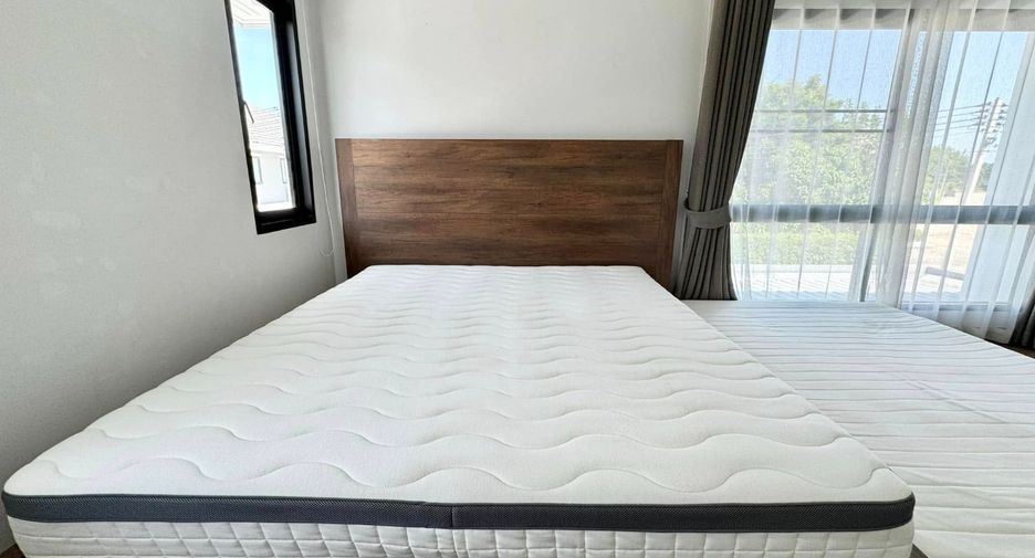 For rent 3 bedrooms house in Si Racha, Chonburi