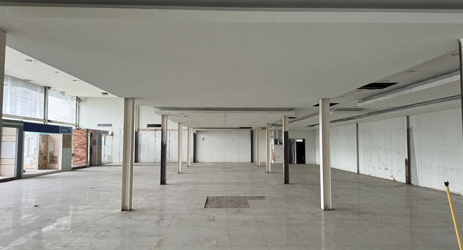 For rent warehouse in Suan Luang, Bangkok