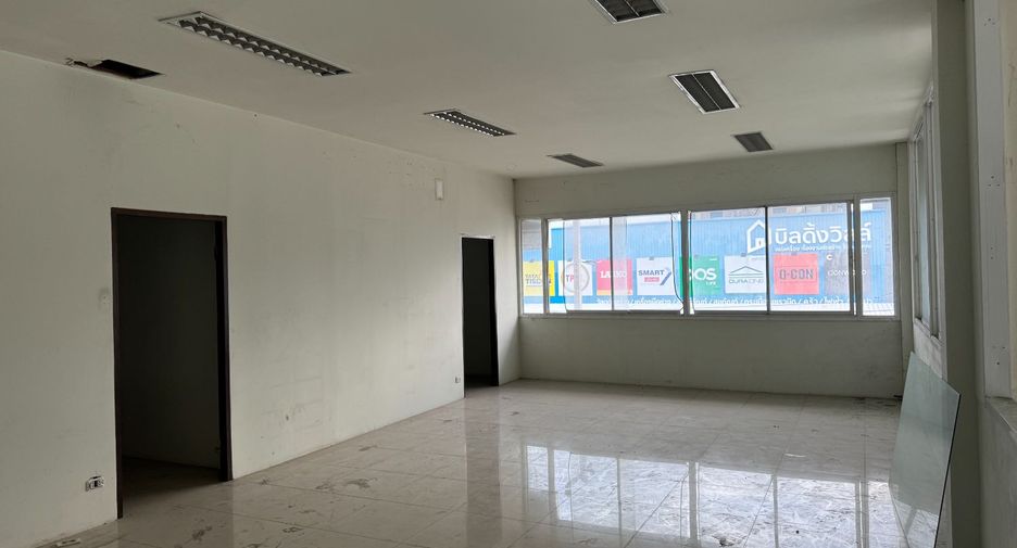 For rent warehouse in Suan Luang, Bangkok
