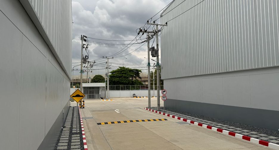 Аренда склад в Mueang Samut Prakan, Самутпракан