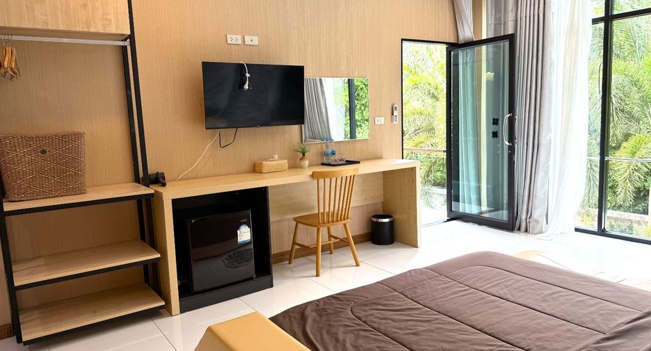 For rent 5 bedrooms villa in Takua Thung, Phang Nga