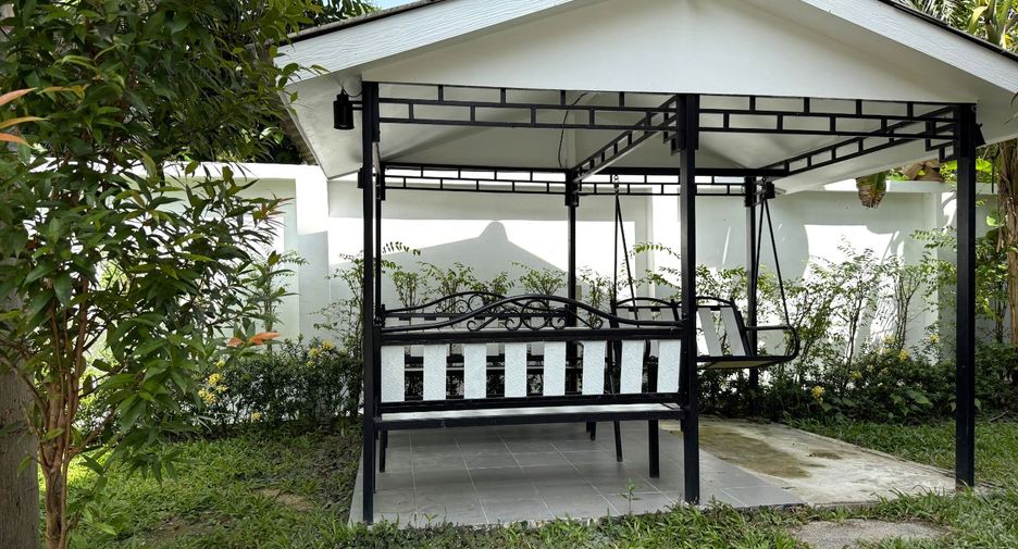 For rent 5 bedrooms villa in Takua Thung, Phang Nga