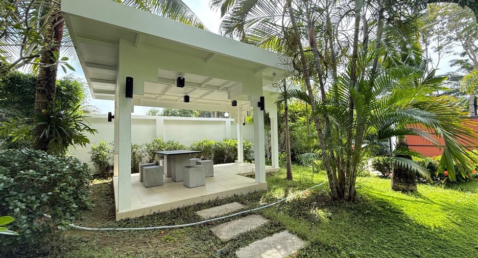 For rent 5 bedrooms villa in Takua Thung, Phang Nga