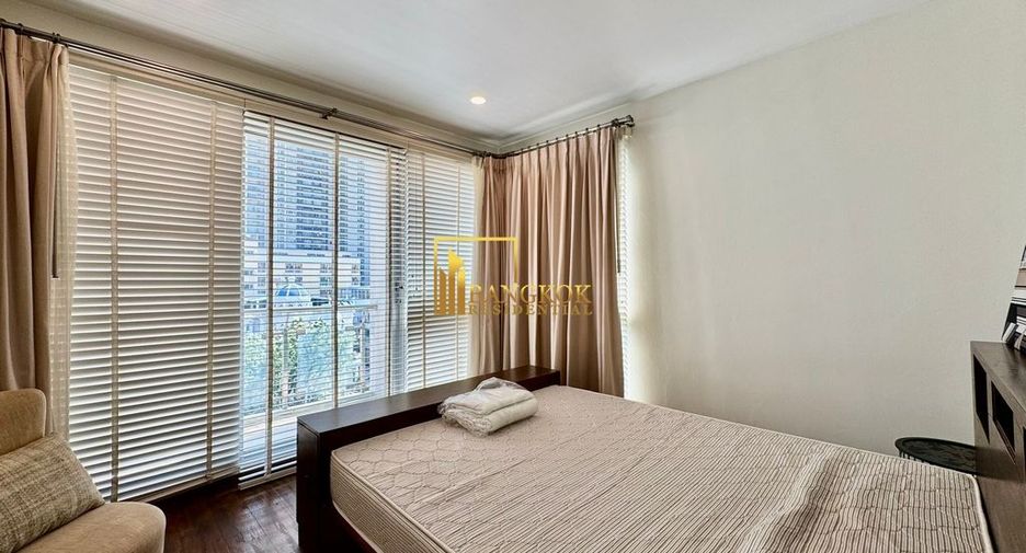 For rent 2 bedrooms condo in Khlong Toei, Bangkok